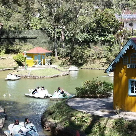 Apartamento Em Petropolis, Edificio Majestoso Cremerie Exterior photo