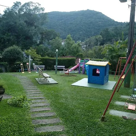 Apartamento Em Petropolis, Edificio Majestoso Cremerie Exterior photo